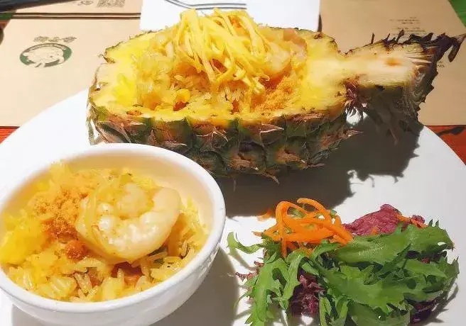 银河soho美食城_银河国际美食在几楼_银河美食街怎么样